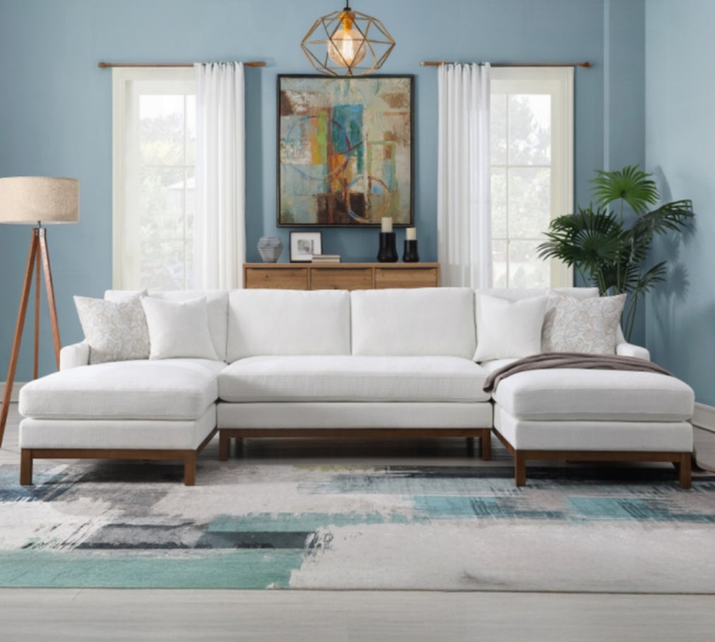 Valiant Sectional Sofa W/4 Pillows
